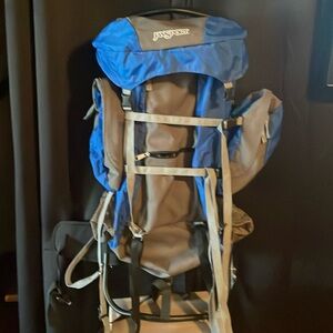 Jansport framed backpack. Good Condition